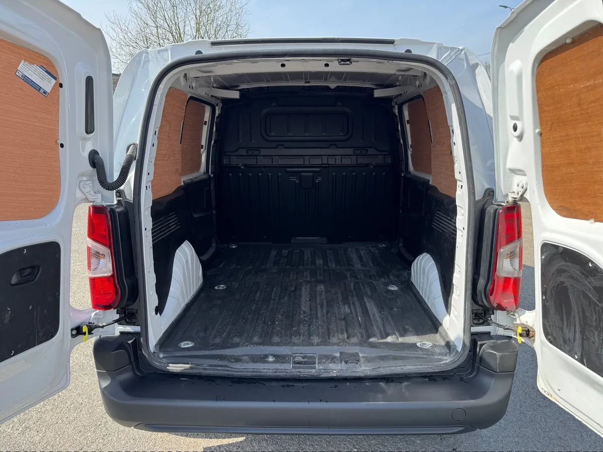 2024 TOYOTA PROACE CITY 1.5 100 ACTIVE - Image 4
