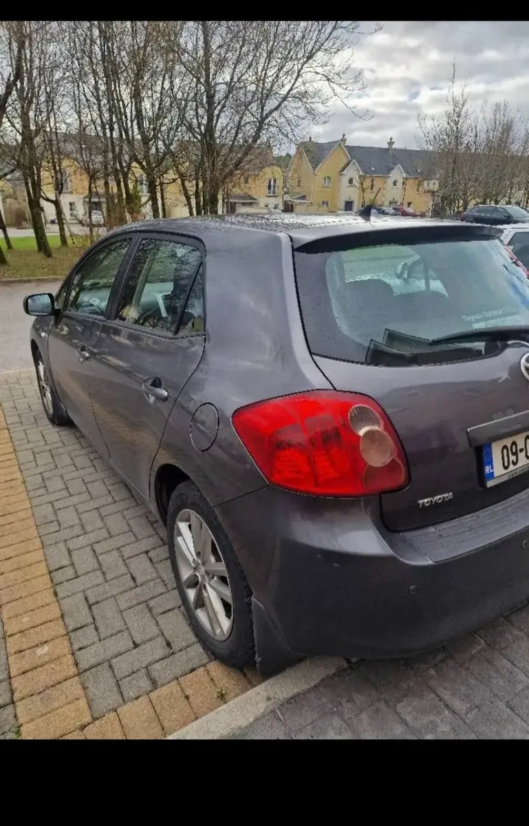 Toyota Auris 2009 - Image 3