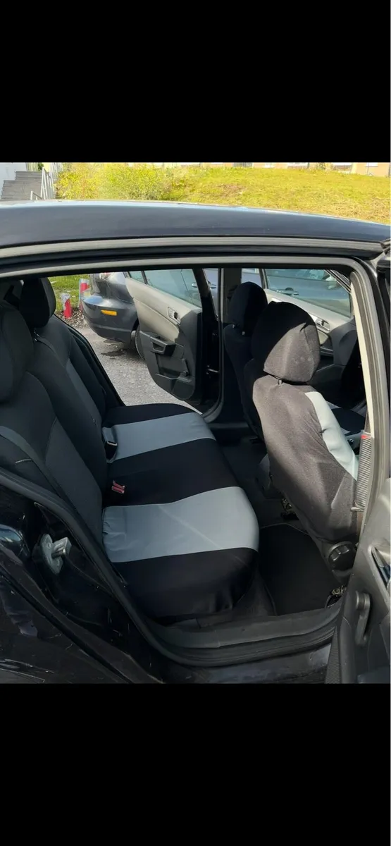 Vauxhall Astra Active - Image 3
