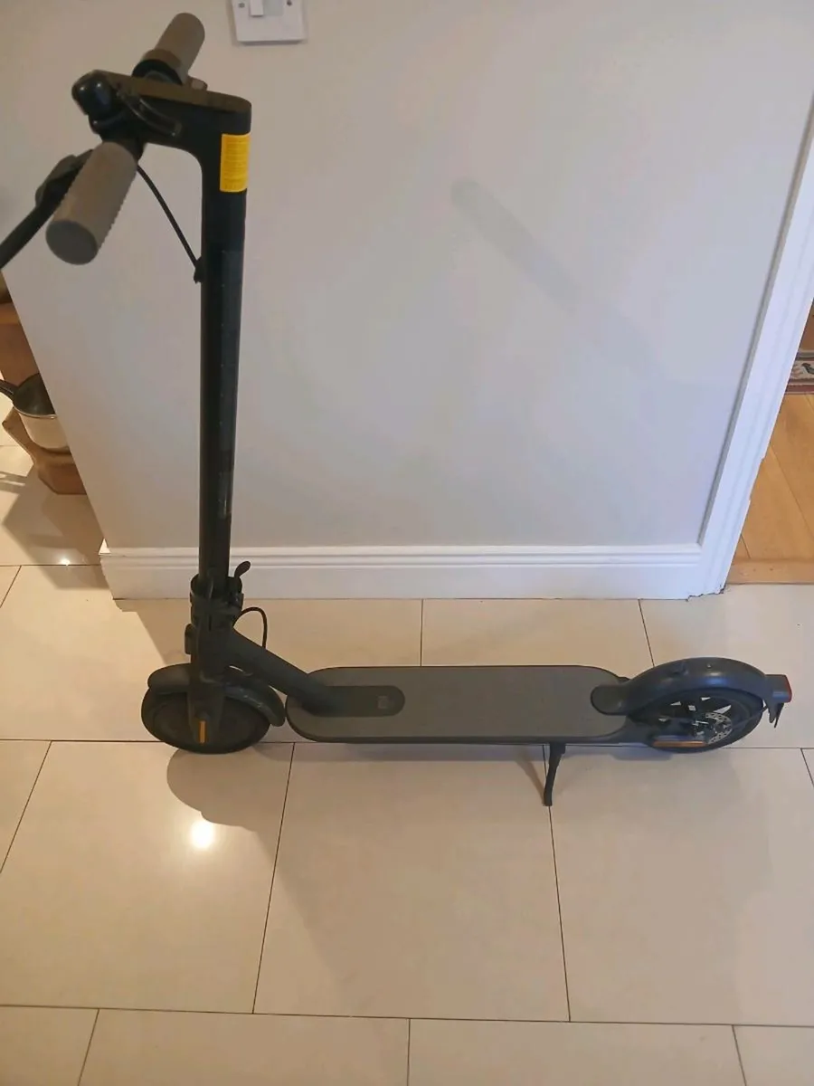 Xiaomi electric scooter - Image 4