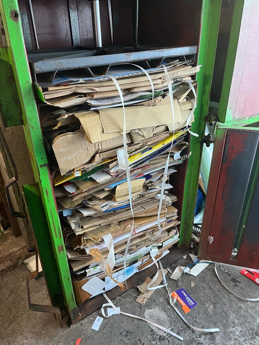 Cardboard bailer - Image 4