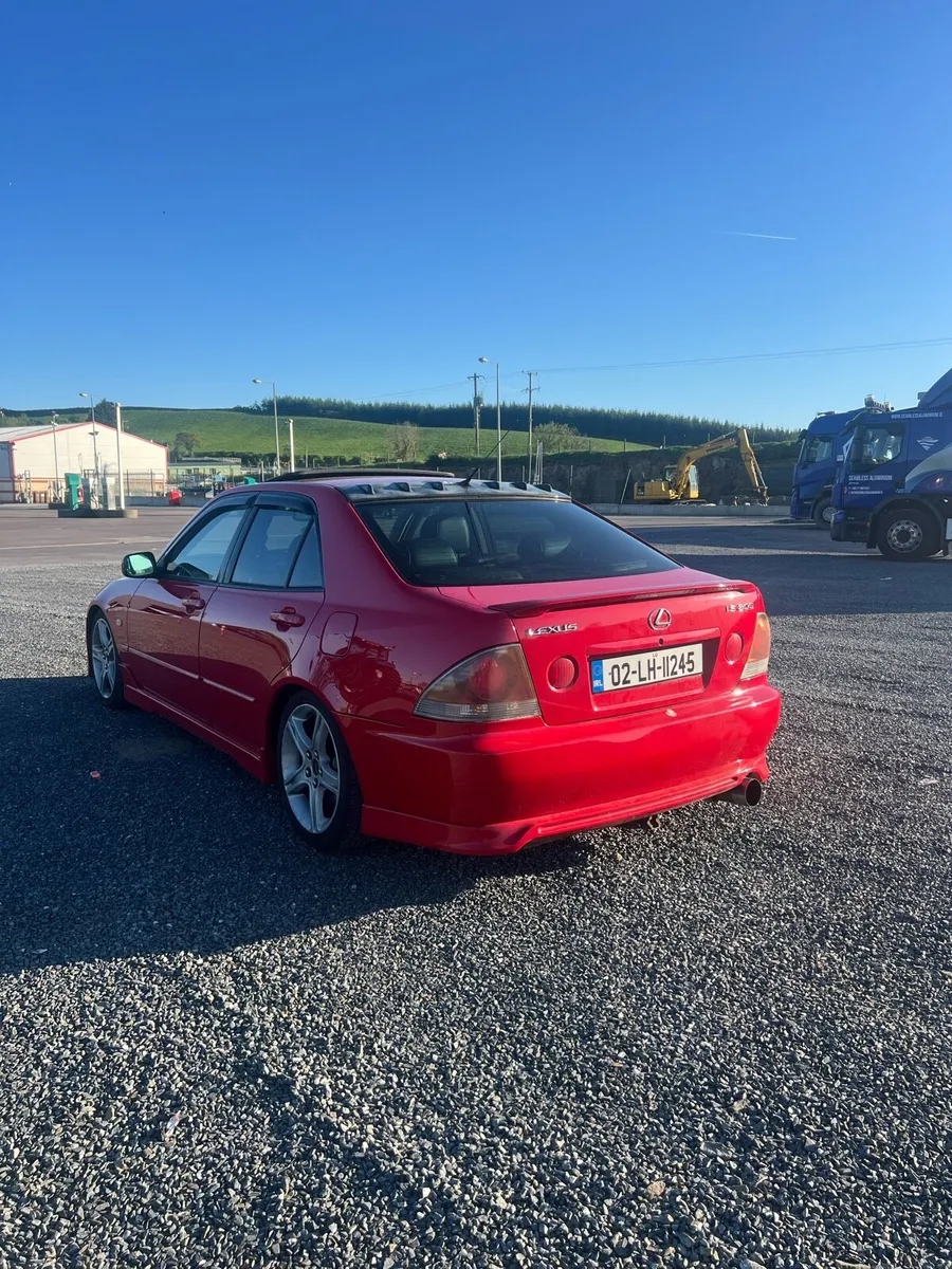Lexus is - Image 3