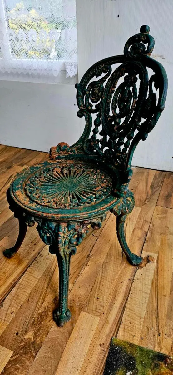 CAST IRON SET - Image 3