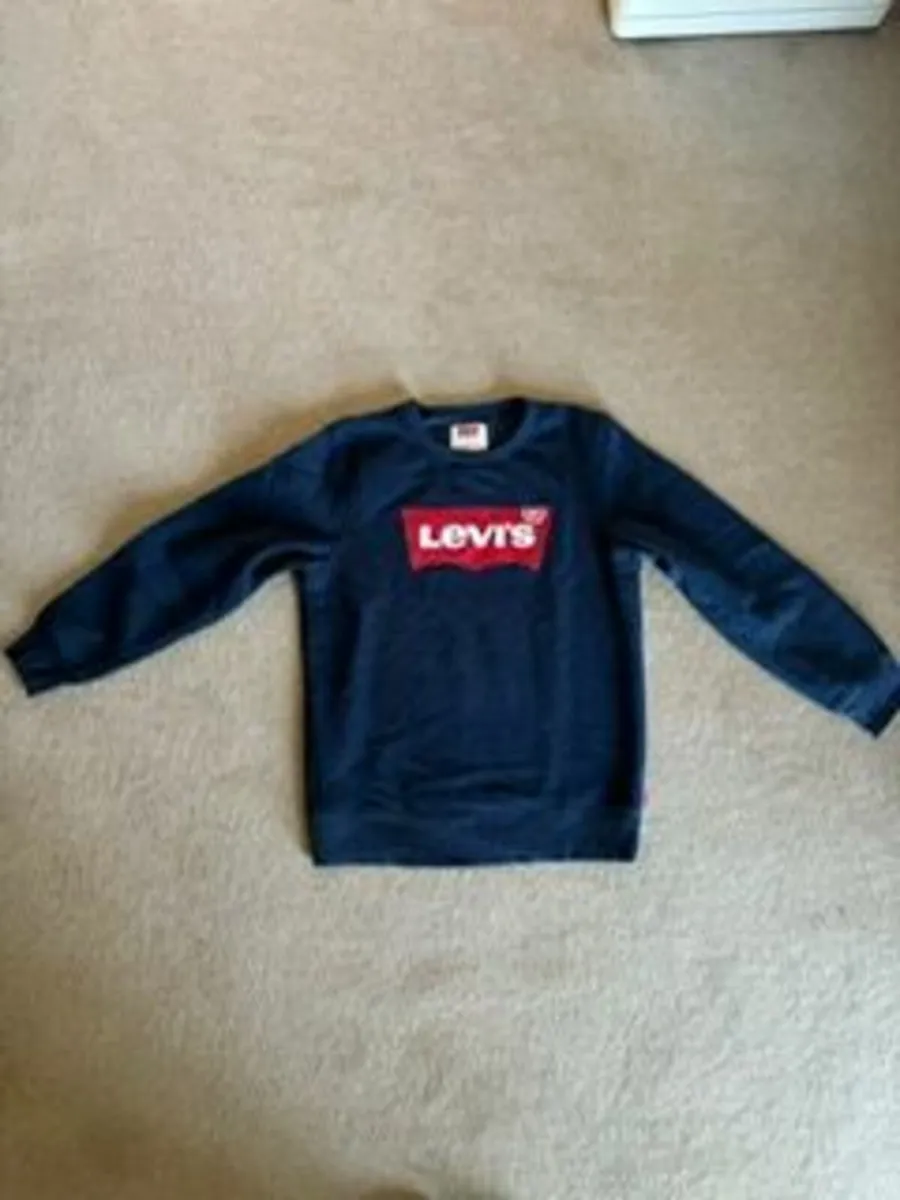 Levis crewneck sweatshirt age 12-13 - Image 1