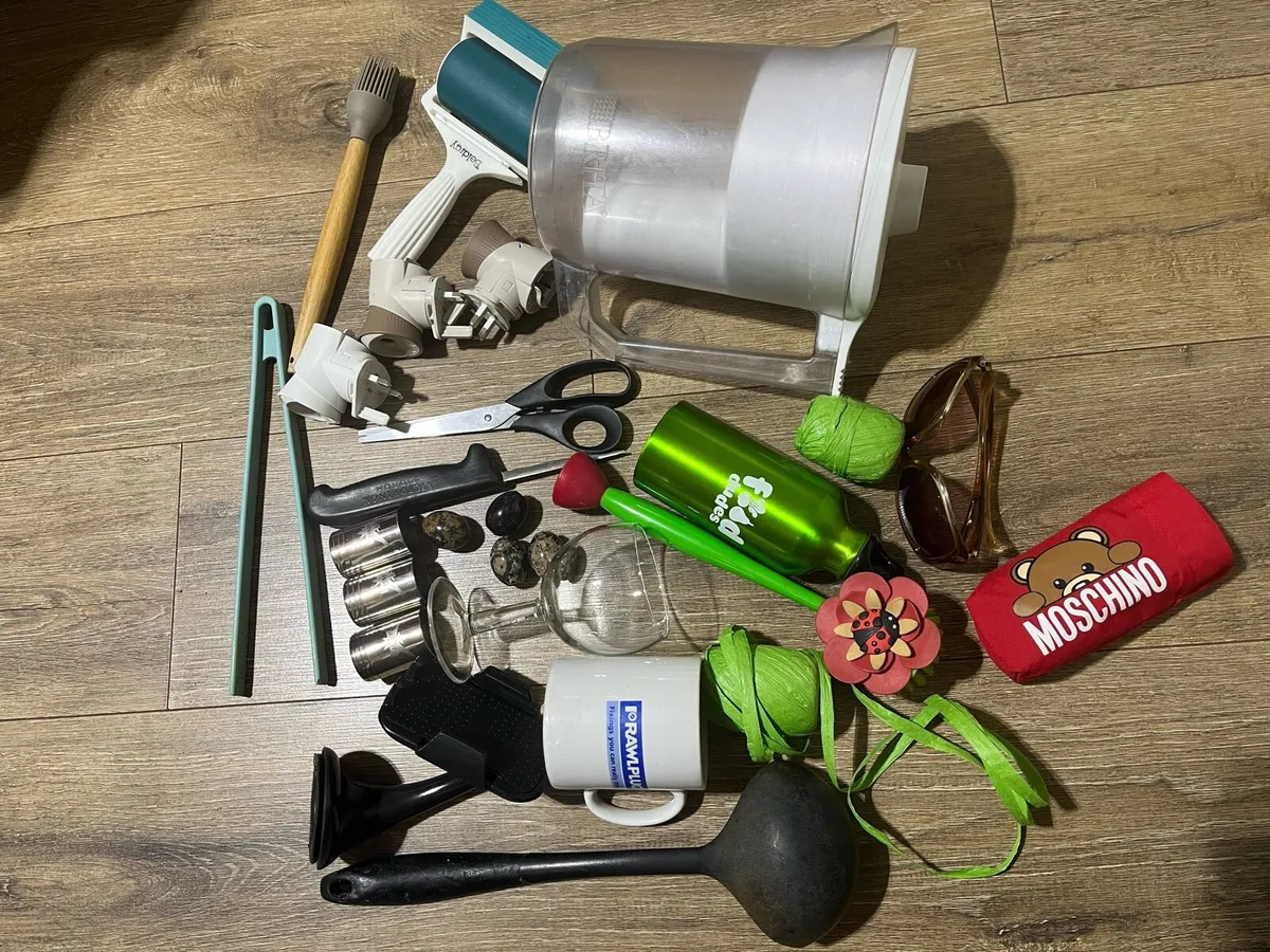 Bundle of items - Image 2