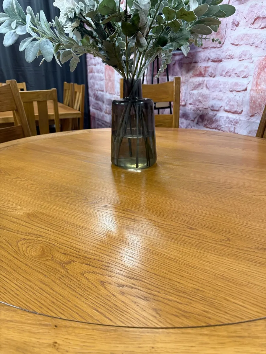 Oak kitchen table & 6 chairs/dining set - Image 4