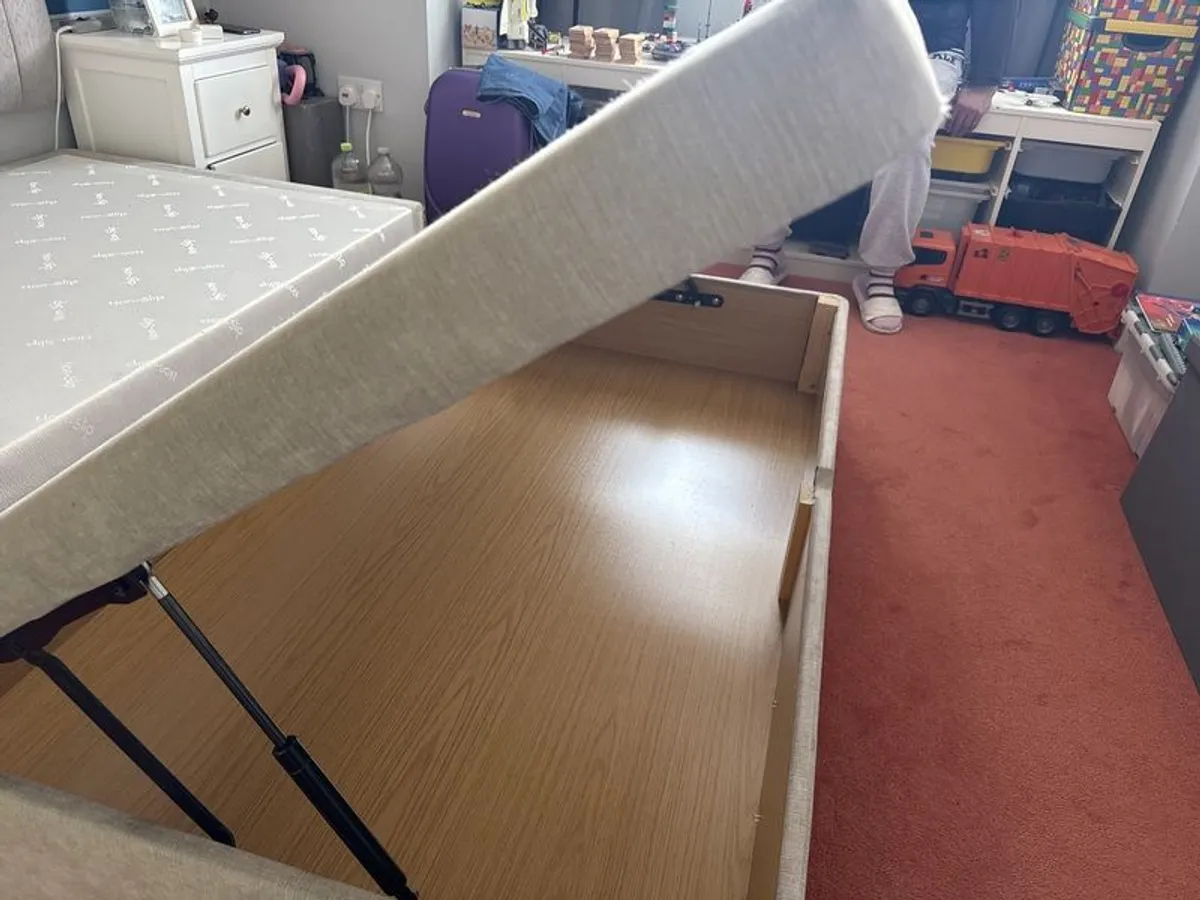 king frame bed with storage - Image 3