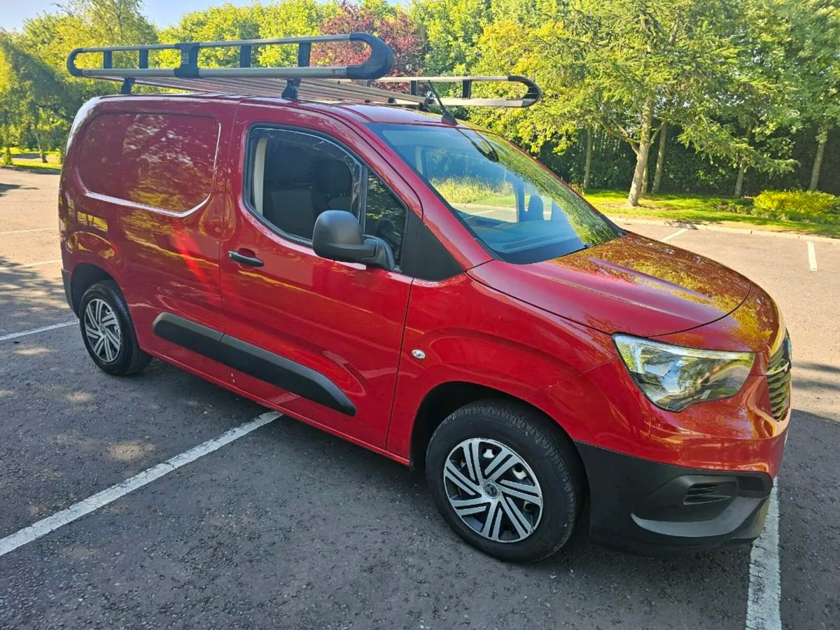 Vauxall combo 2019 - Image 1