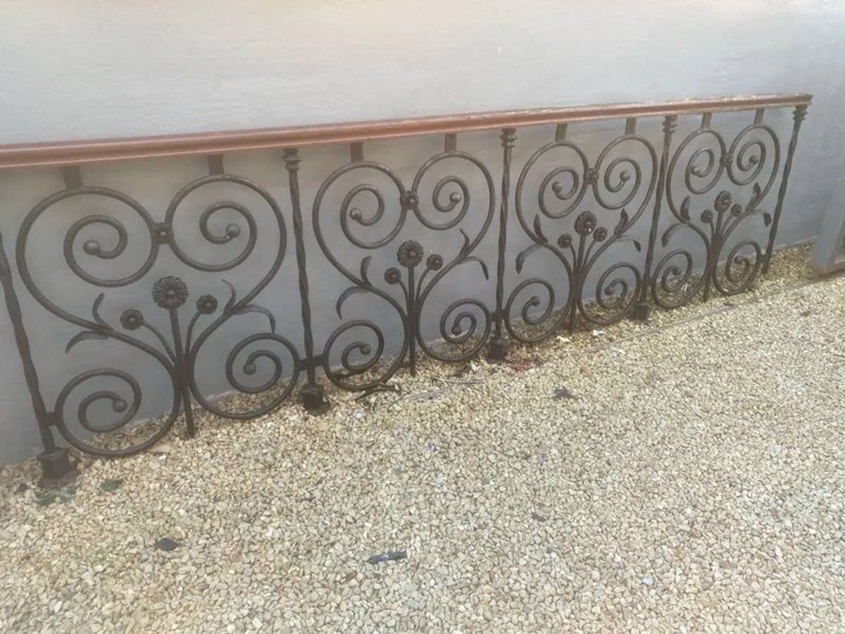 Handrail - Image 1