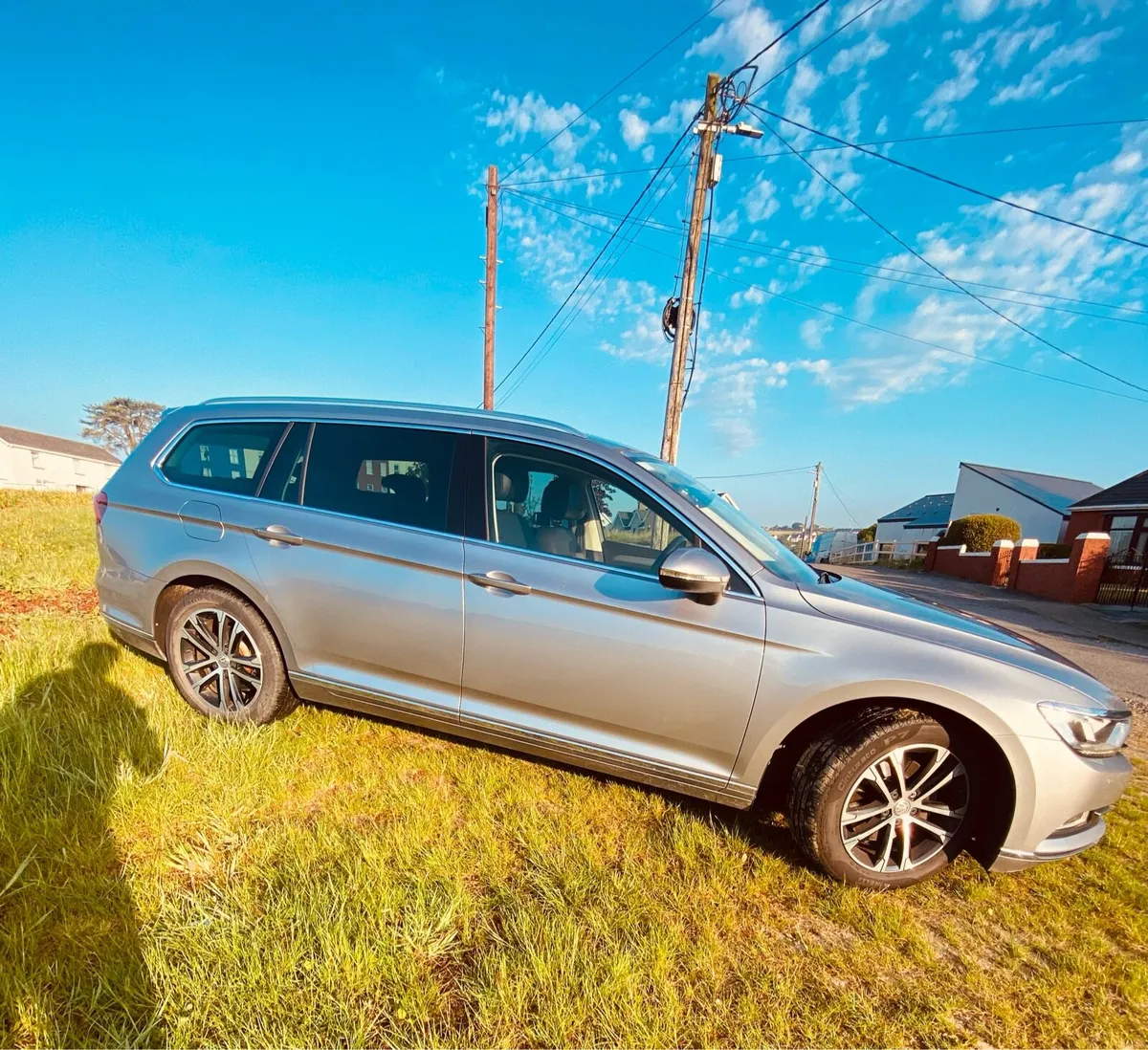 VW Passat Highline Petrol 2019 Estate - Image 2