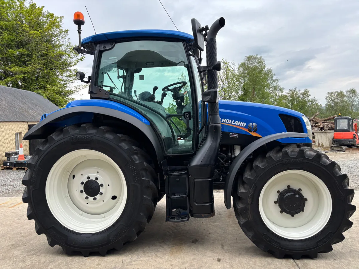2015 New Holland T6.120  4 cylinder - Image 2