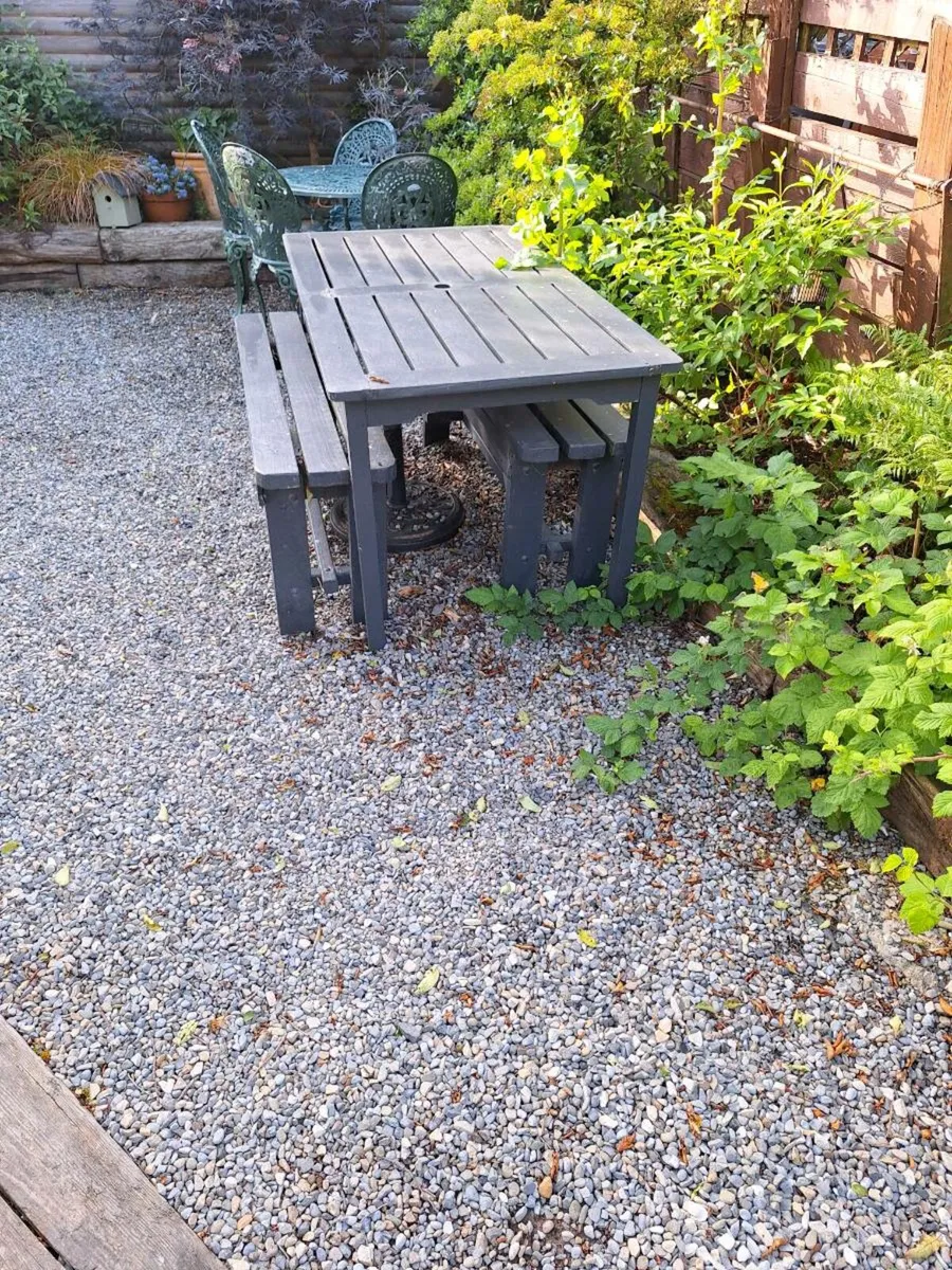 Garden table 2 benches and umbrella with stand - Image 1