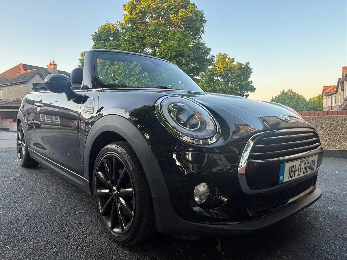 Mini Cooper Convertible - Image 4