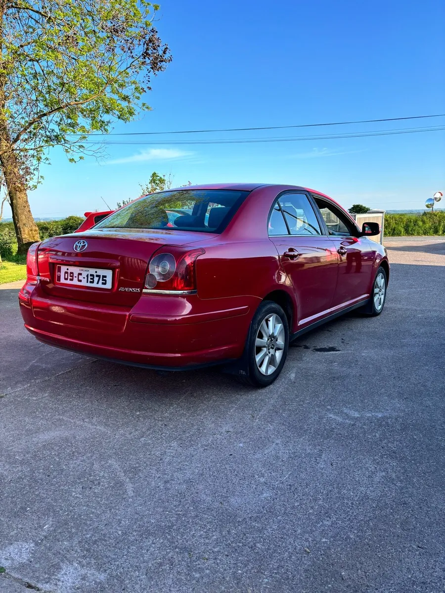 Toyota Avensis 2009 D4D - Image 4