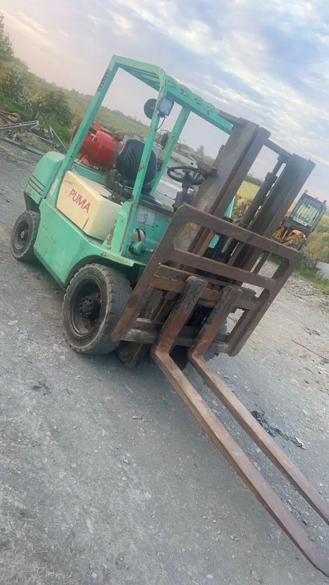 Forklift - Image 1