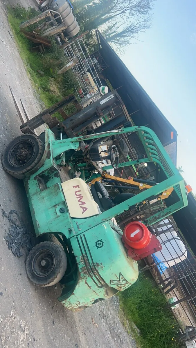 Forklift - Image 2