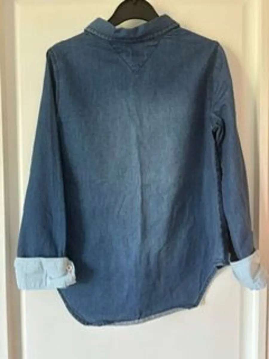 Tommy Hilfiger Girls Denim Shirt age 8-10 - Image 3
