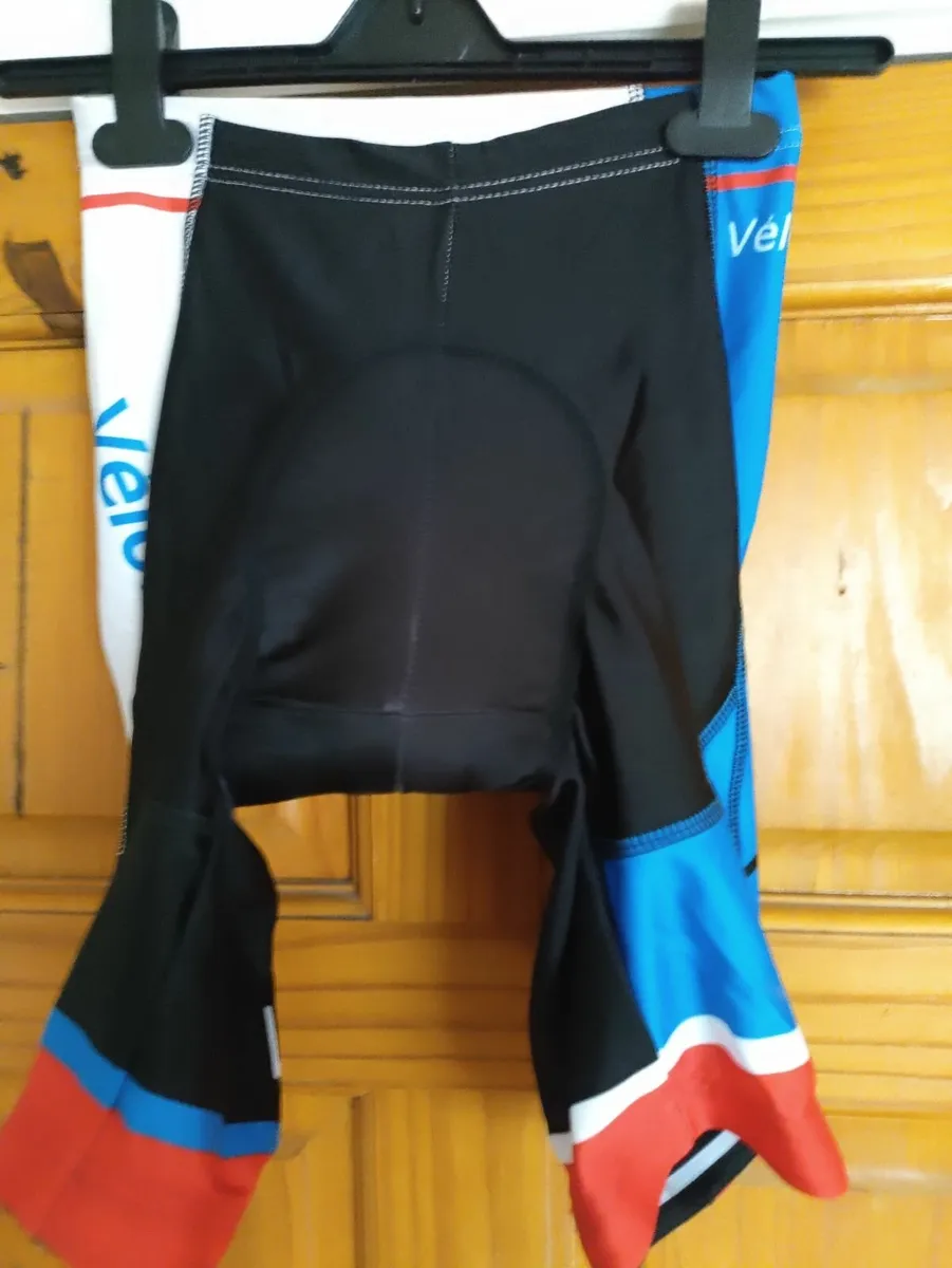 Velo cycling shorts Small - Image 2