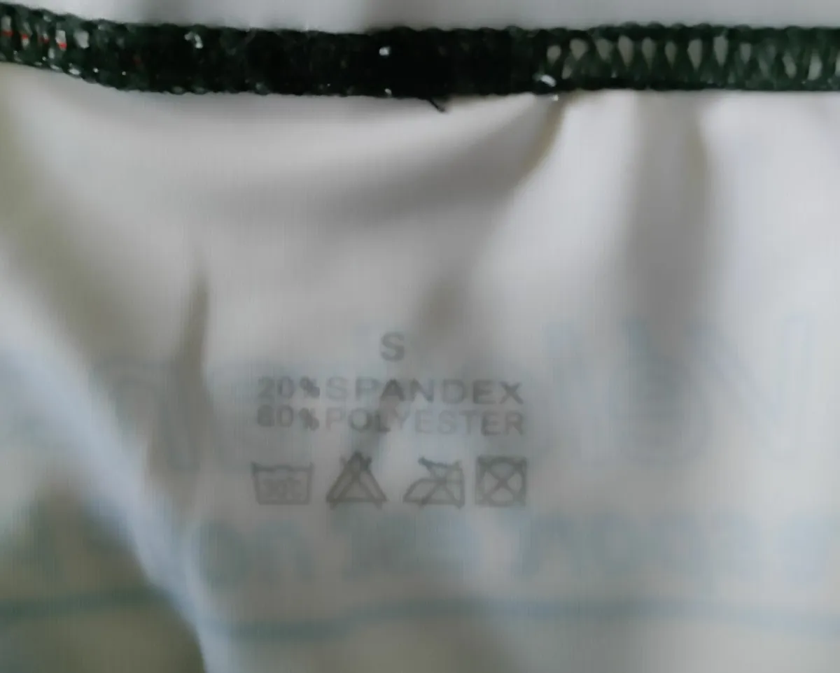 Velo cycling shorts Small - Image 4