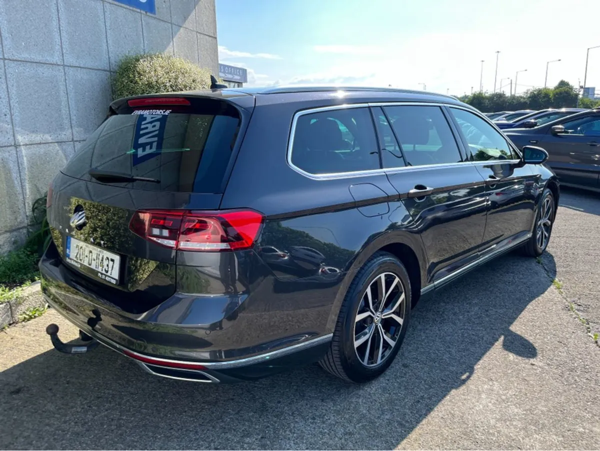 Volkswagen Passat Estate Elegance 2.0 Diesel //hi - Image 4