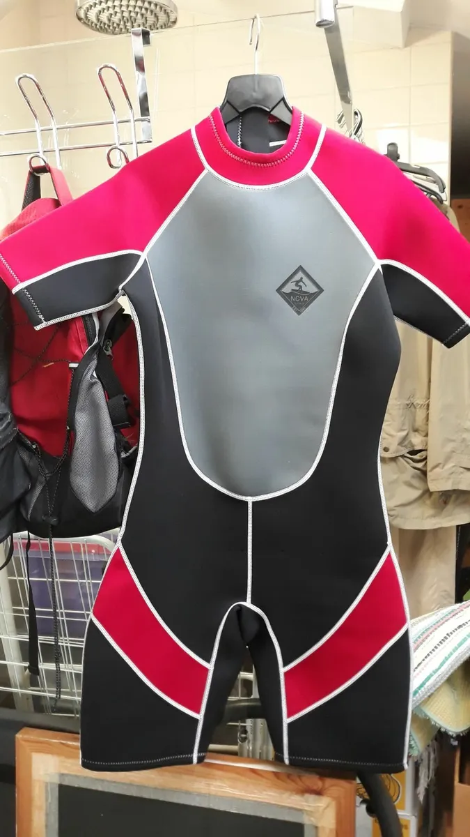 Wet suit - Image 1