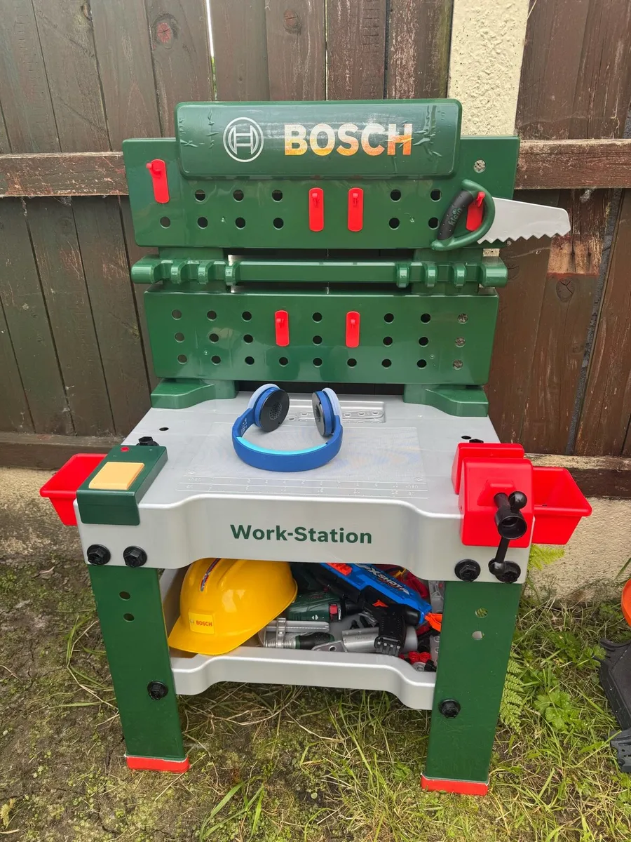 Boys Bosch work bench with tools