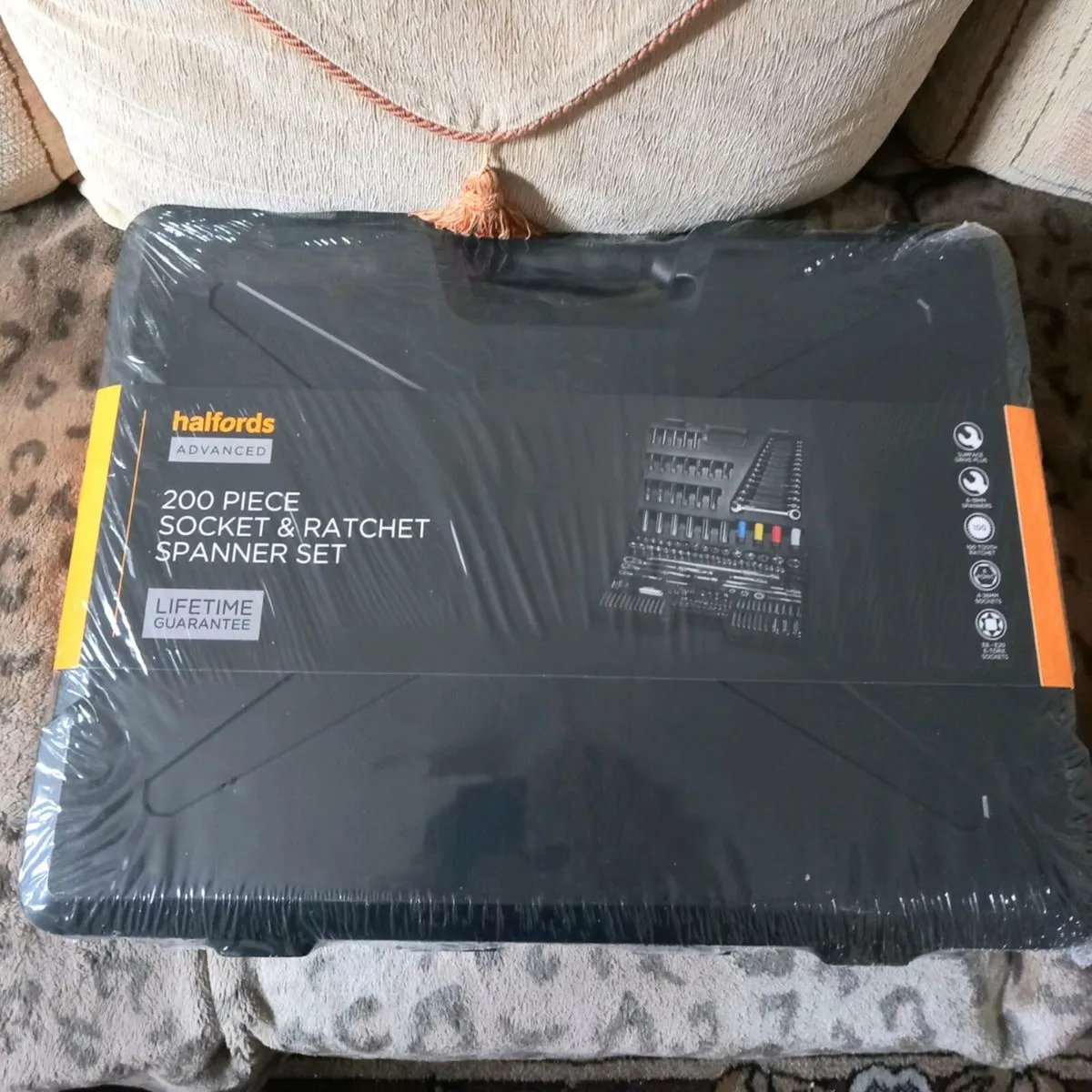 Brand new in box Halfords 200pce socket set - Image 1