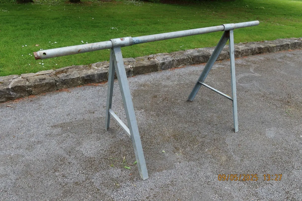 Cable  Reel Stand - Image 1