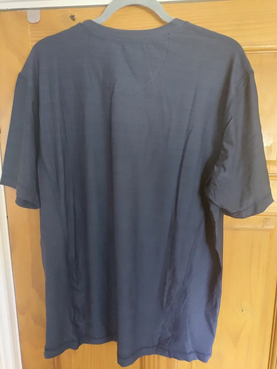 Greg Norman T Shirt L New - Image 2