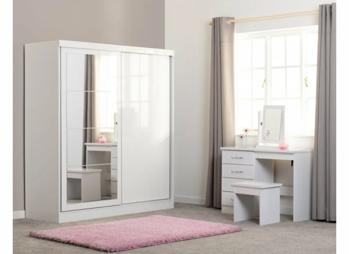 Sliderobe - Image 4
