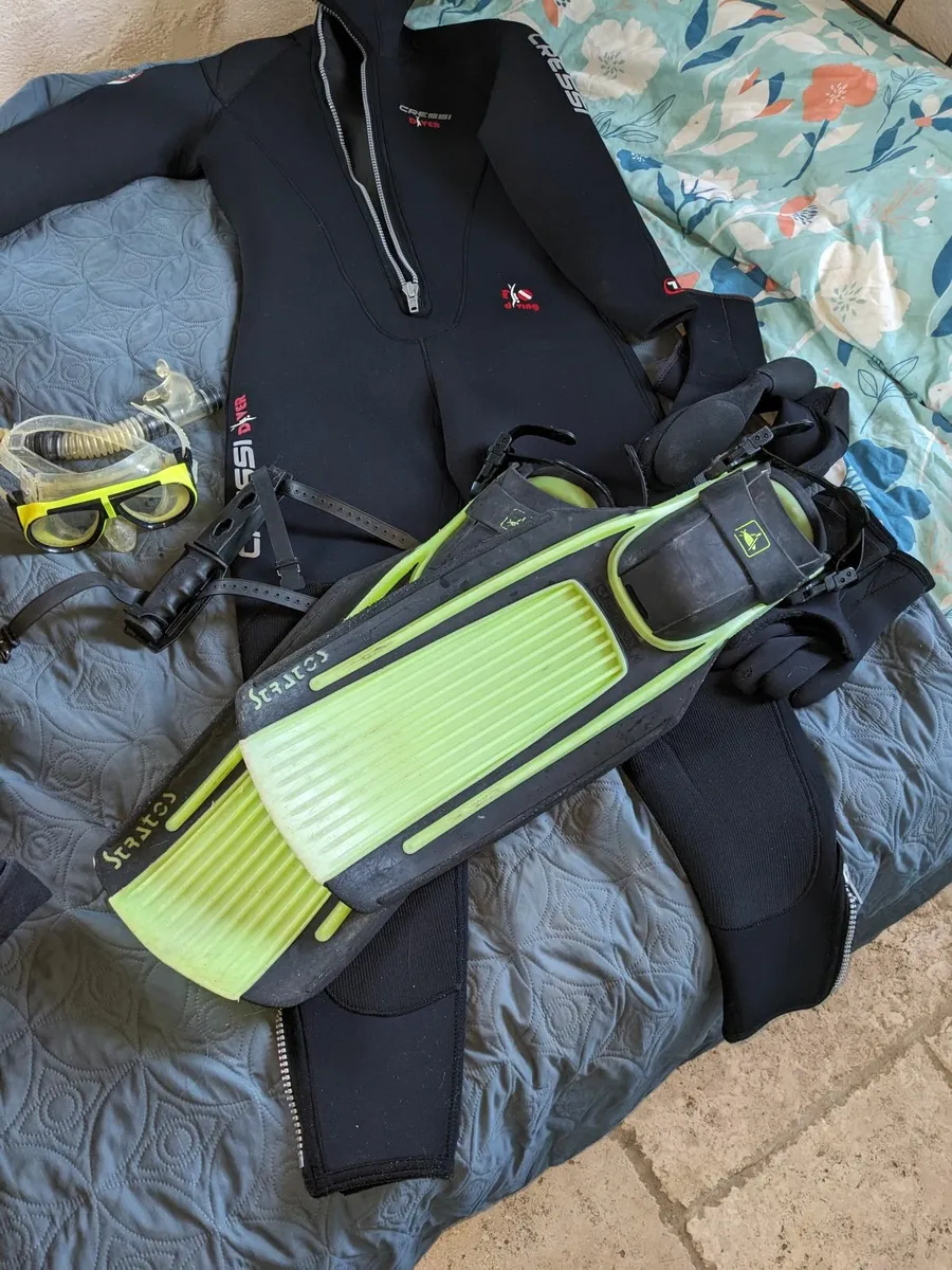 Diving suit - Image 2