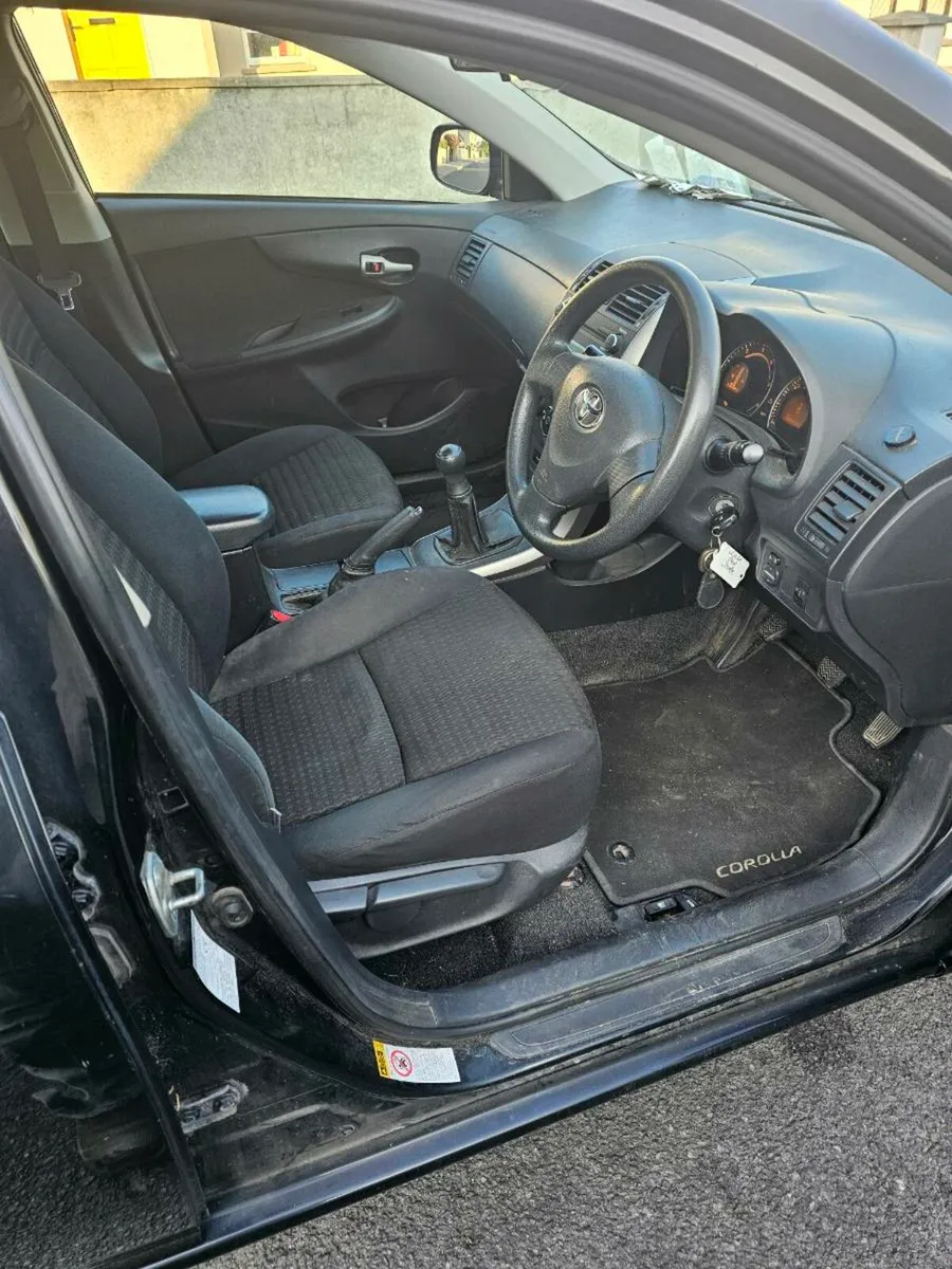 Toyota corolla 1.4 D4D .. Clean - Image 2