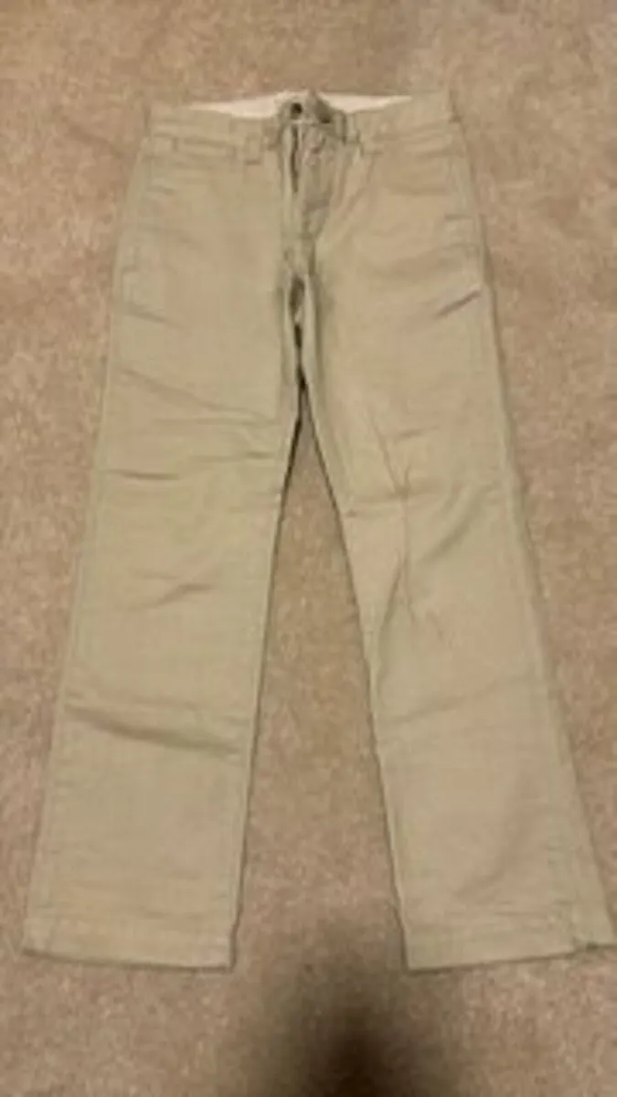 Gap collar tshirt and gap chino trousers age 8-9 - Image 4
