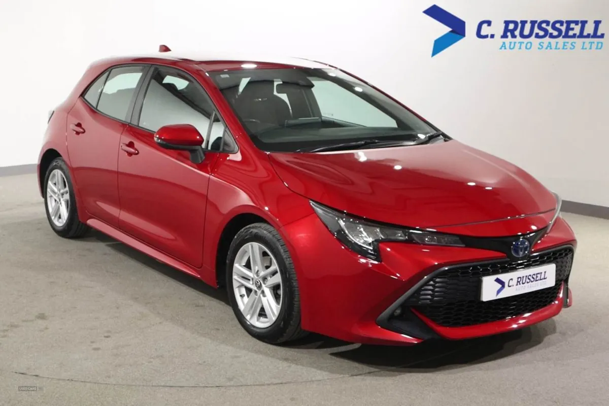 Toyota Corolla Hatchback - Image 3