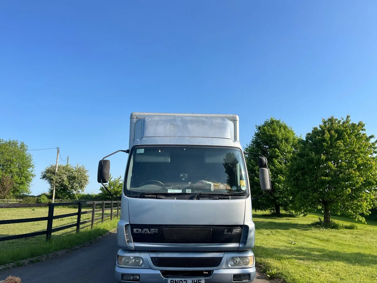 Daf LF Horsebox - Image 2