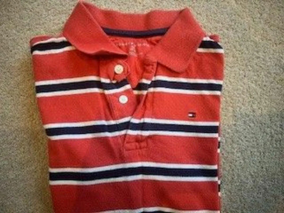 Tommy Hilfiger boys polo tshirt age 6-7 - Image 1