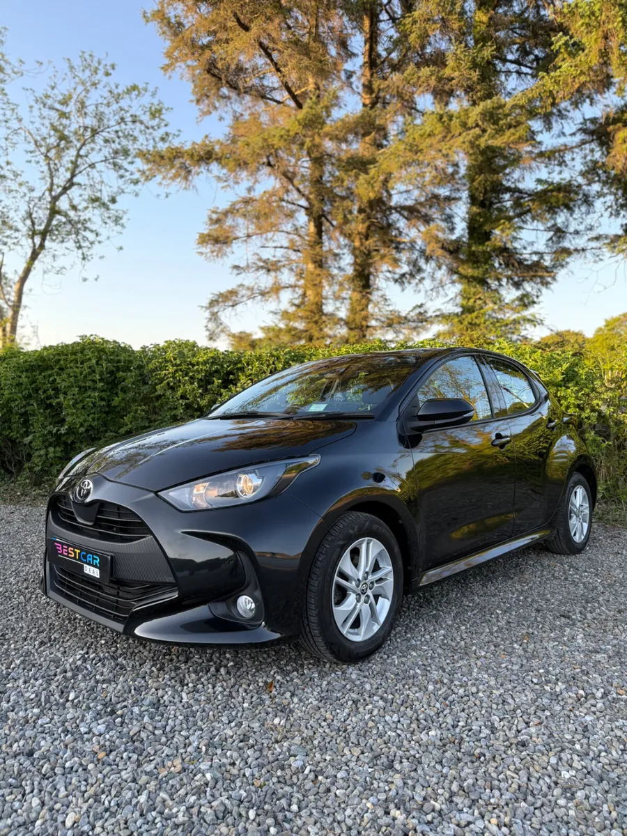 2022 Toyota Yaris 1.5 Luna 37,000kms - Image 4