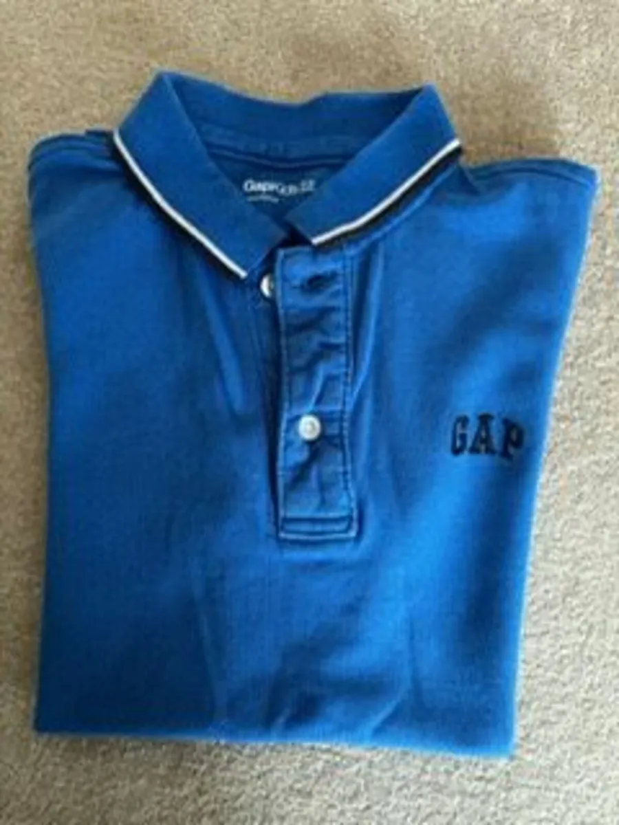 Gap collar tshirt and gap chino trousers age 8-9 - Image 1