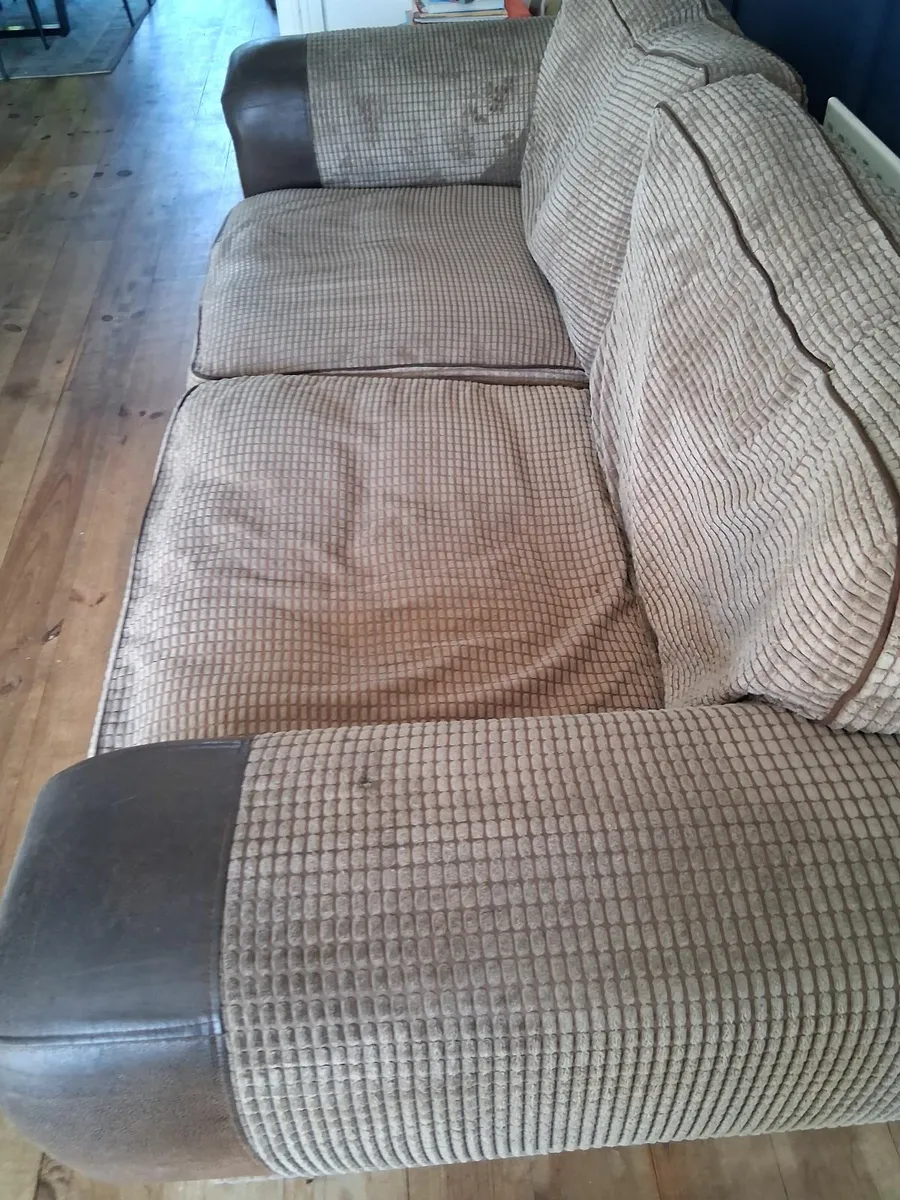 Couch and chair - Image 4
