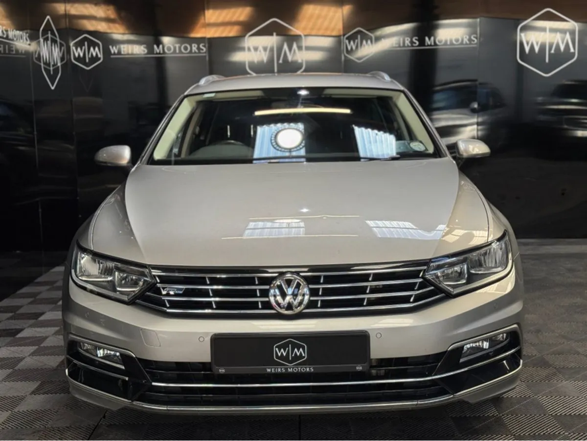 Volkswagen Passat R Line 2.0 TDI DSG 150HP 5DR Au - Image 4