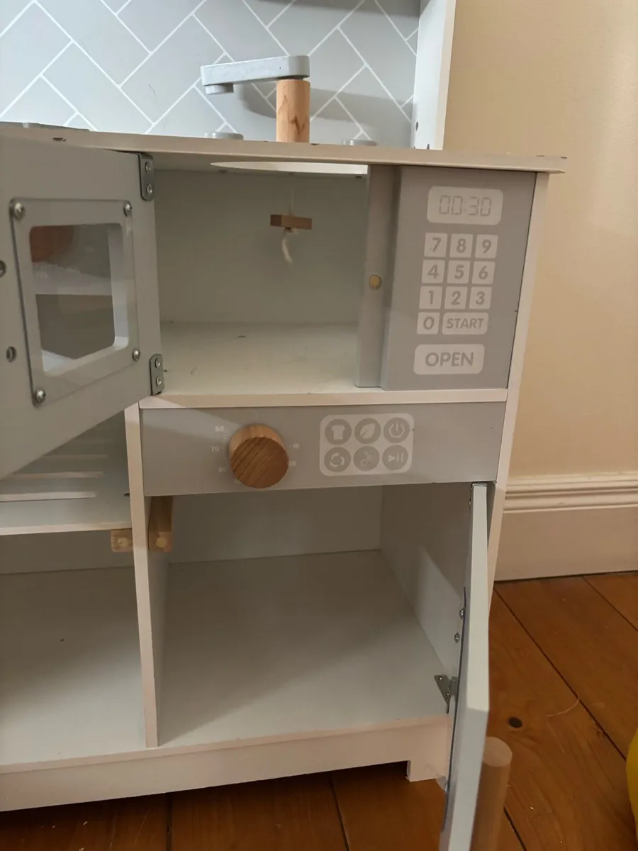 Play kitchen - Image 4