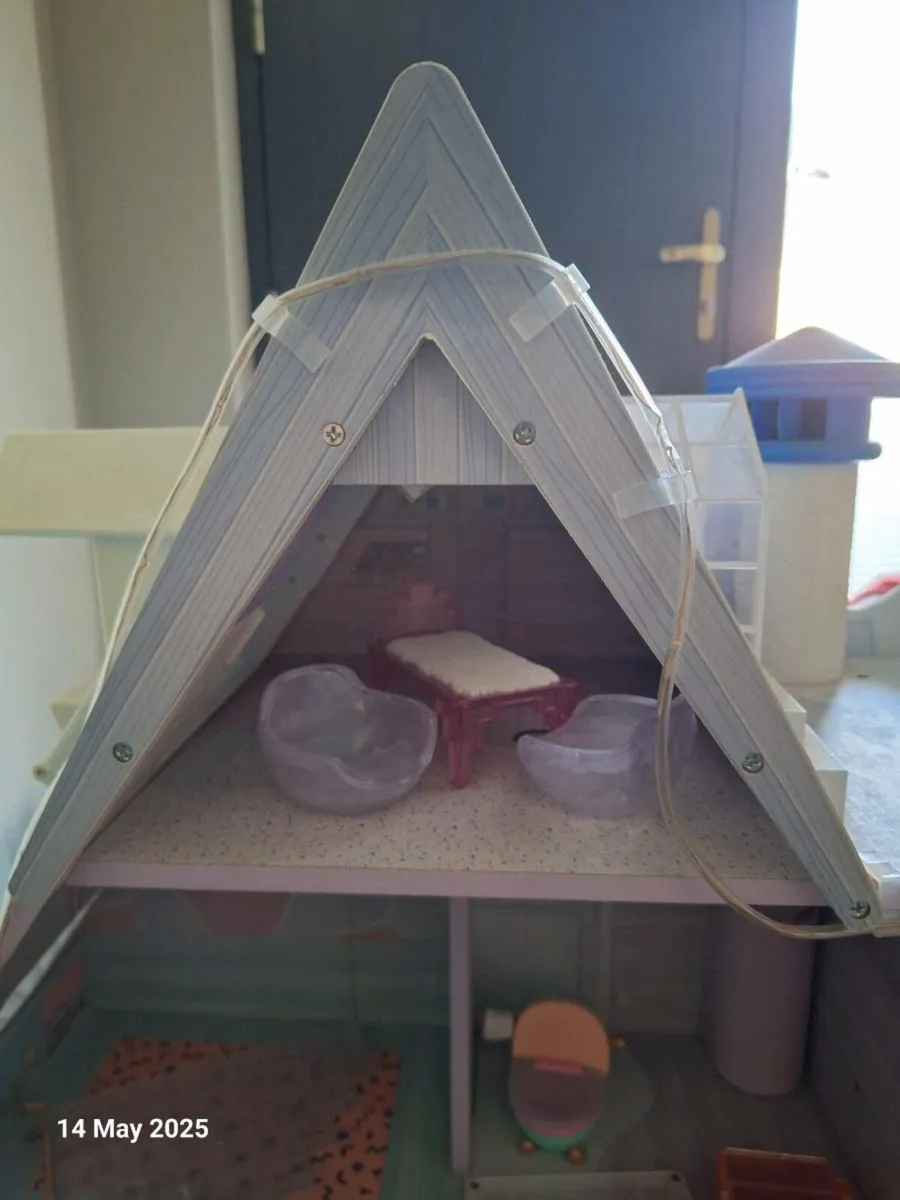 Lol doll house winter - Image 2