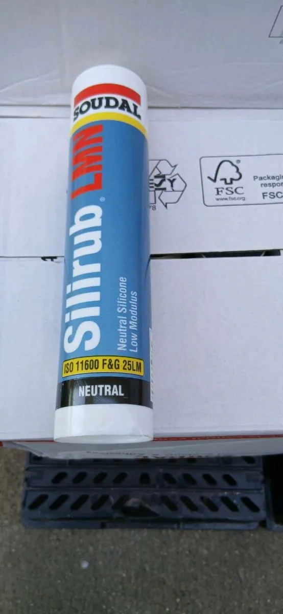 Soudal lmn clear silicone - Image 1