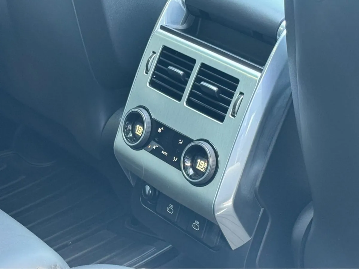 Land Rover Range Rover Sport 5.0 SVR 5DR - Image 3
