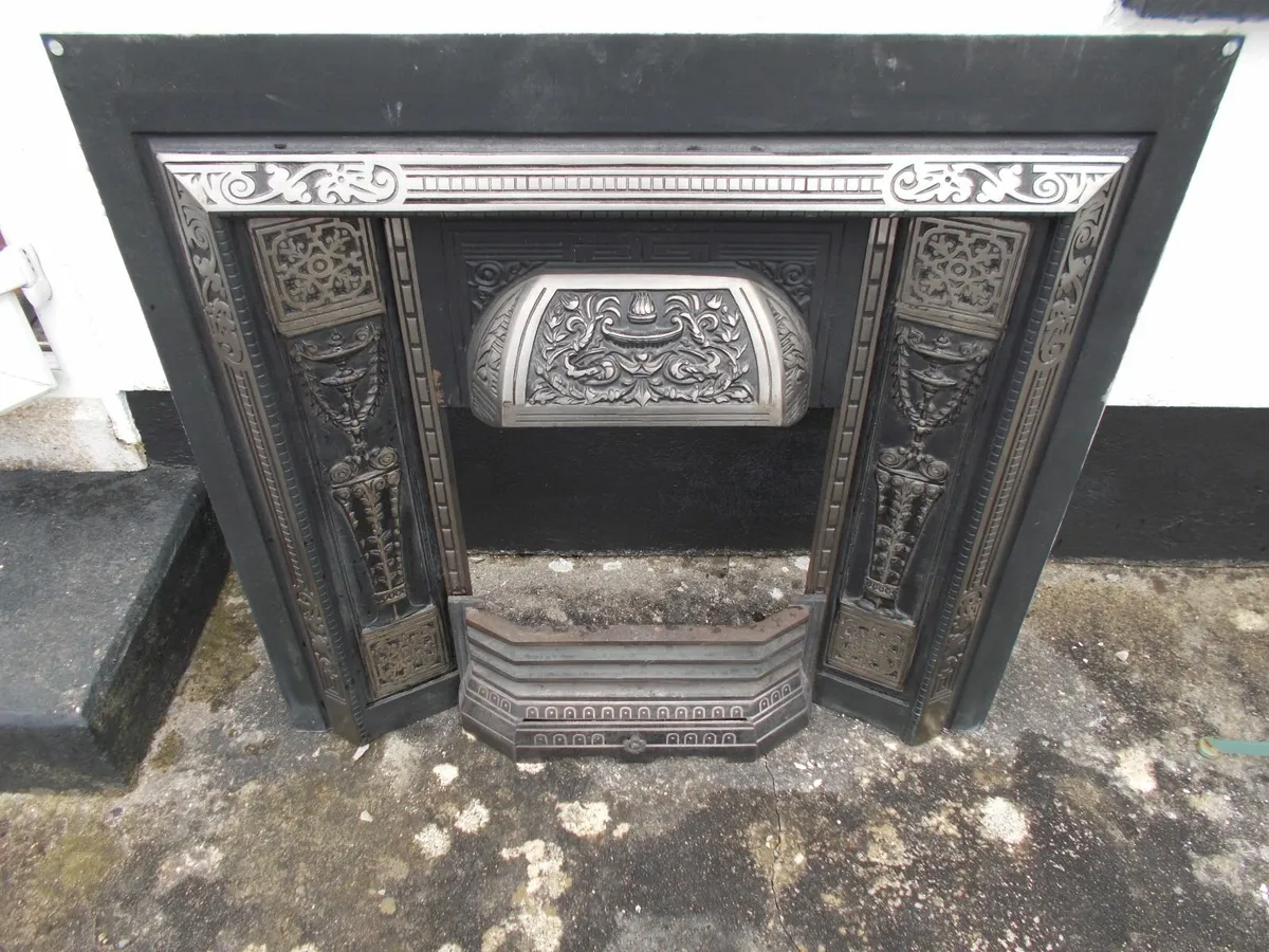 Fireplace Surround, Grate, and Front Piece - Image 3