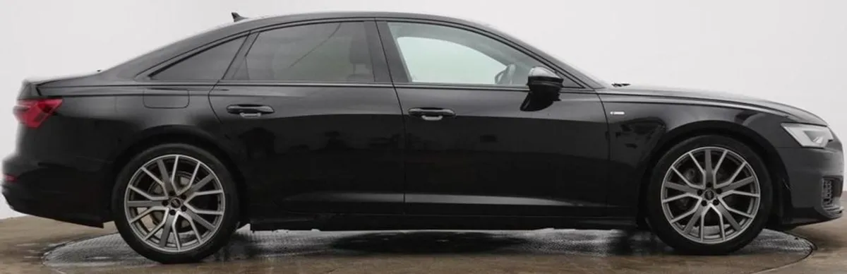 Audi A6 2.0 TDI 40 Black Edition Saloon 4dr Diese - Image 3