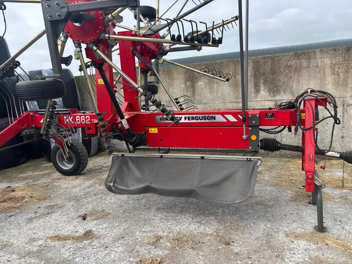 Massey 662 Rake 2020 - Image 3