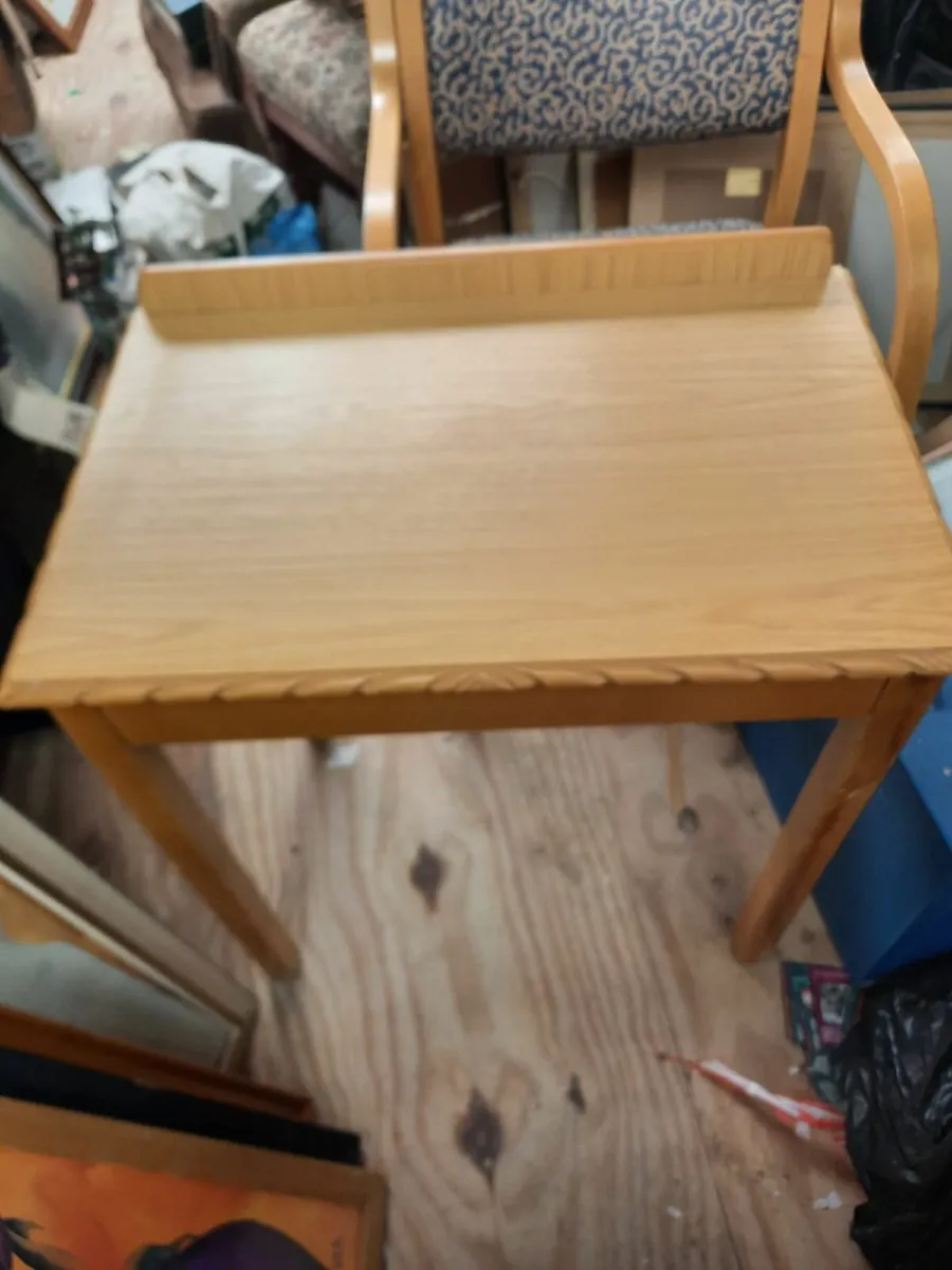 Occasional table - Image 3