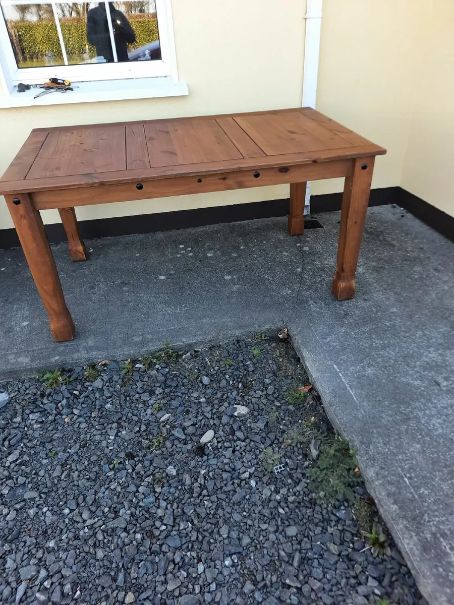 Kitchen table - Image 3