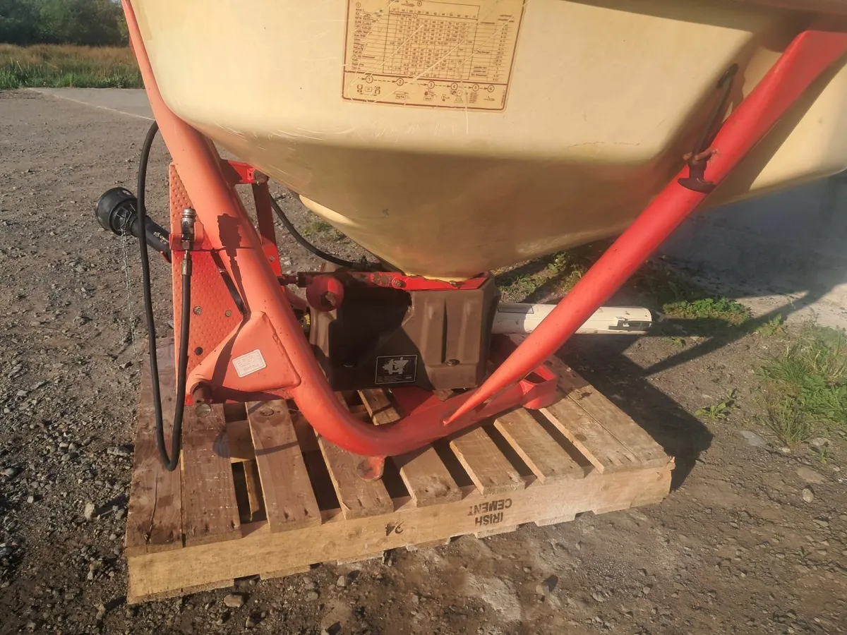 Vicon ton spreader - Image 4
